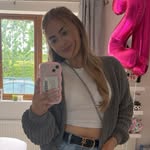 Evie Allen - @evieallen04 - Instagram