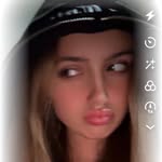 Evie Allen - @eviejoyx - Instagram