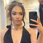 @_eviebarker - Instagram