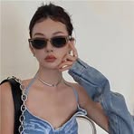 Evie Bright - Facebook