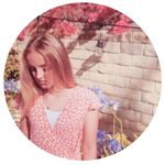 Evie Clair Fan Account💗 - @evieclair.wallpapers - Instagram