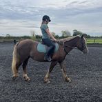 Evie Gates - Facebook