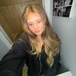 Evie Gilbert🩷 - @eviegilbertx - Instagram
