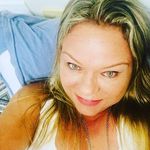 Evie Howell - @buloo2007 - Instagram