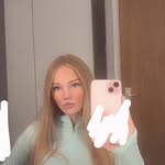 Evie Hurst - @eviehurst_xx - Instagram