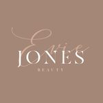 Evie Jones - @eviejonesbeauty - Instagram