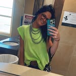 EVIE JONES 🪩🧡💐⚡️💚 - @_.eviejones - Instagram
