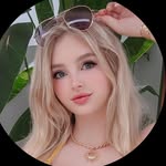Evie Lee - @evieleemikomin - Instagram