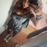 Evie lynch - @evielynch27 - Instagram