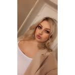 Evie Lyons - Facebook