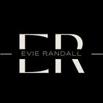 Evie Randall - @evierandallfashion - Instagram