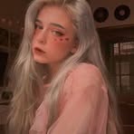 Evie Roth - Facebook