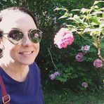 Evie Simon - Facebook
