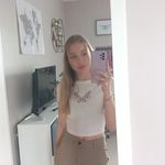 evie x - @evie.white._ - Instagram