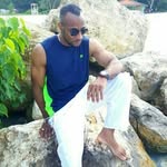 Evon Thompson - @evthompson18 - Instagram