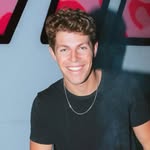 Evyn Clark - @benazelart1999 - Instagram