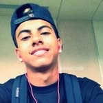 @chav_ezmoreno - Instagram