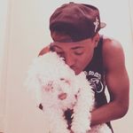 Sarah - @ezellmoorefanaccount - Instagram