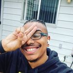 Ezra Mitchell - @la_viebelle_ - Instagram