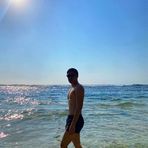 Fabian Yang - Facebook