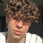 @fab_iolee - Instagram