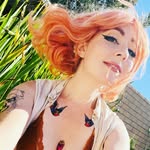 Fae, the Freckled Fox - @frecklefoxfae - Instagram