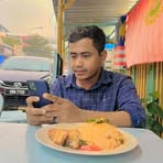 Faisal Hakim - Facebook