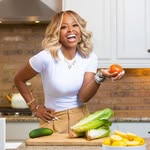 Dr. Kara Williams| Nutrition Coach - @faithstrongelite - Instagram