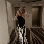 @faith.wakely - Instagram