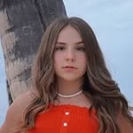 Ella - @piper_rockelle_fannie - Instagram
