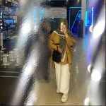 farah anwar - @fa21_qi - Instagram