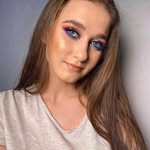 Farrah Bell - @farrahbell71 - Instagram