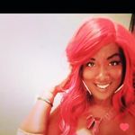 Farrah Burns - @shessoooodifferent - Instagram