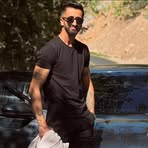 Farshad Asghari - Facebook
