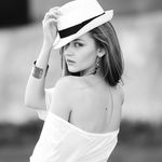 Outfits + Girls - @fatimapatterson538 - Instagram