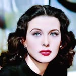 Faye Booker - @thefeminae - Instagram