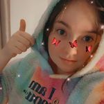 Fay Carroll - @frimsoncanary - Instagram