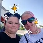 Faye Cochran - @lovepinkstar247 - Instagram