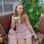 𝓕𝓪𝔂𝓮🌊☀️🌺🎀 - @faye_grimesxx - Instagram