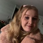 Fay Mitchell - @fayfay2301 - Instagram