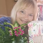 Faye Allard - @talk2faye - Instagram