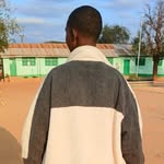 Fay Bush - @lavezi__jnr - Instagram