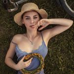 Faye Grimes - @fayegrimes99 - Instagram