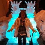 Faye Ruiz - @vintagedollsandtoys - Instagram