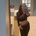 Faye 🥂 - @fayesmithsonx2 - Instagram