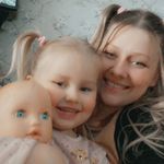Faye Stuart - @faye2289 - Instagram