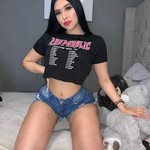 Faye Trimble - @nunzio.rafeal2021 - Instagram