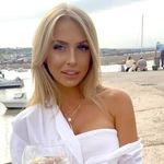 FAYE WINTER FANPAGE - @faye_winterfanpage - Instagram