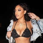 Felicia Daniel - @feeva_d - Instagram