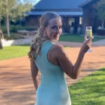 Felicity Brown - @felicitylbrown - Instagram